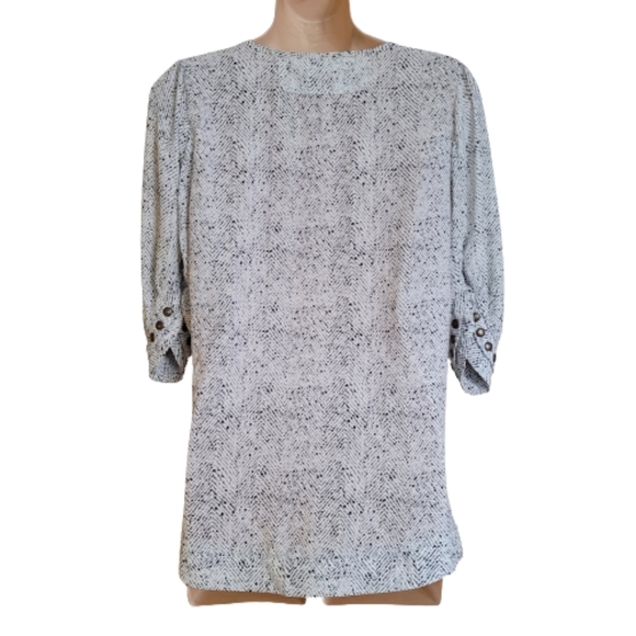 41 Hawthorn White Printed Studded ¼ Sleeve Split Neck Blouse Size Women Medium - Picture 2 of 10